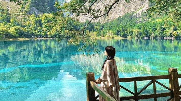 Trung Quốc 6N5Đ: HCM – Thành Đô – Cửu Trại Câu – Công Viên Gấu Trúc