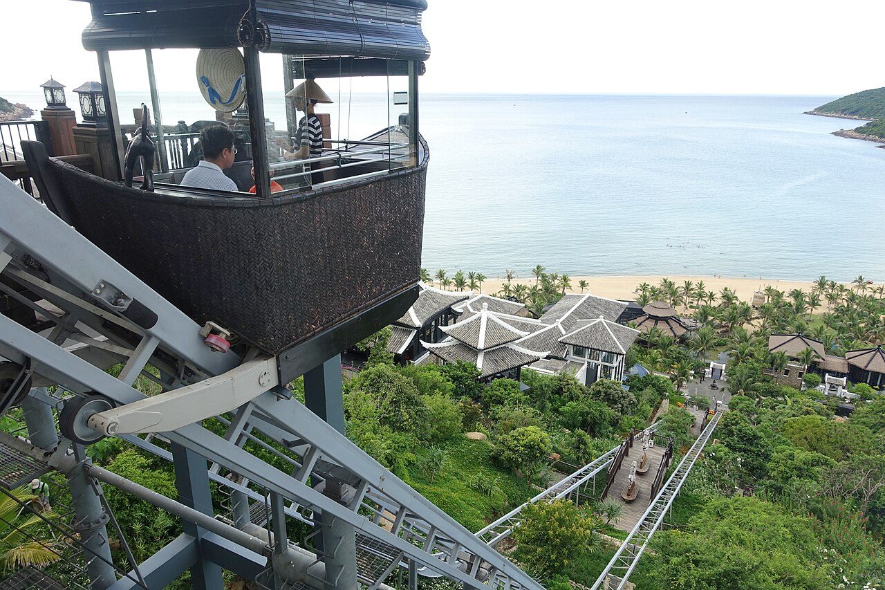 The Best Travel hero — Sun Peninsula resort Đà Nẵng
